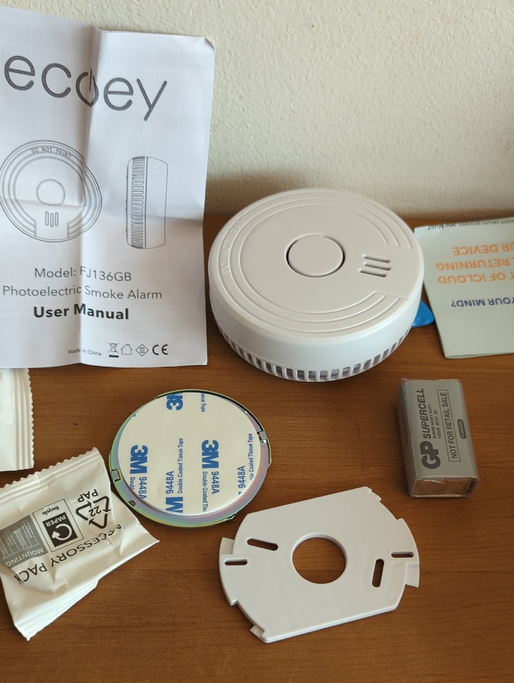 Ecoey White Photoelectric Smoke Alarm - Battery Powered X 1 Open Box